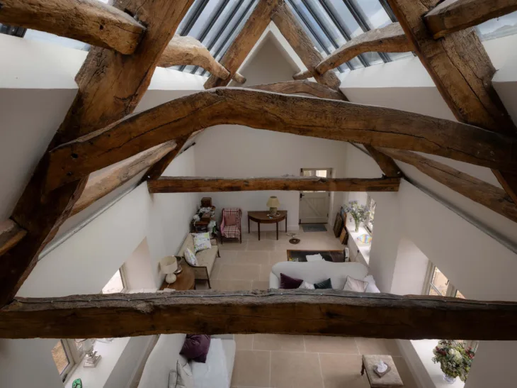 Cotswold farmhouse interior 6